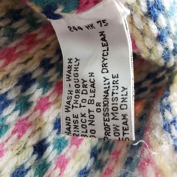 L.L. Bean Multicolor Patterned Sweater - Picture 10 of 11